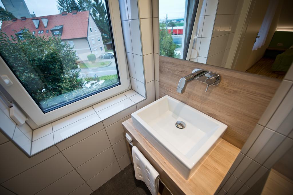Hotel Restaurant Meyer Kalsdorf bei Graz Værelse billede