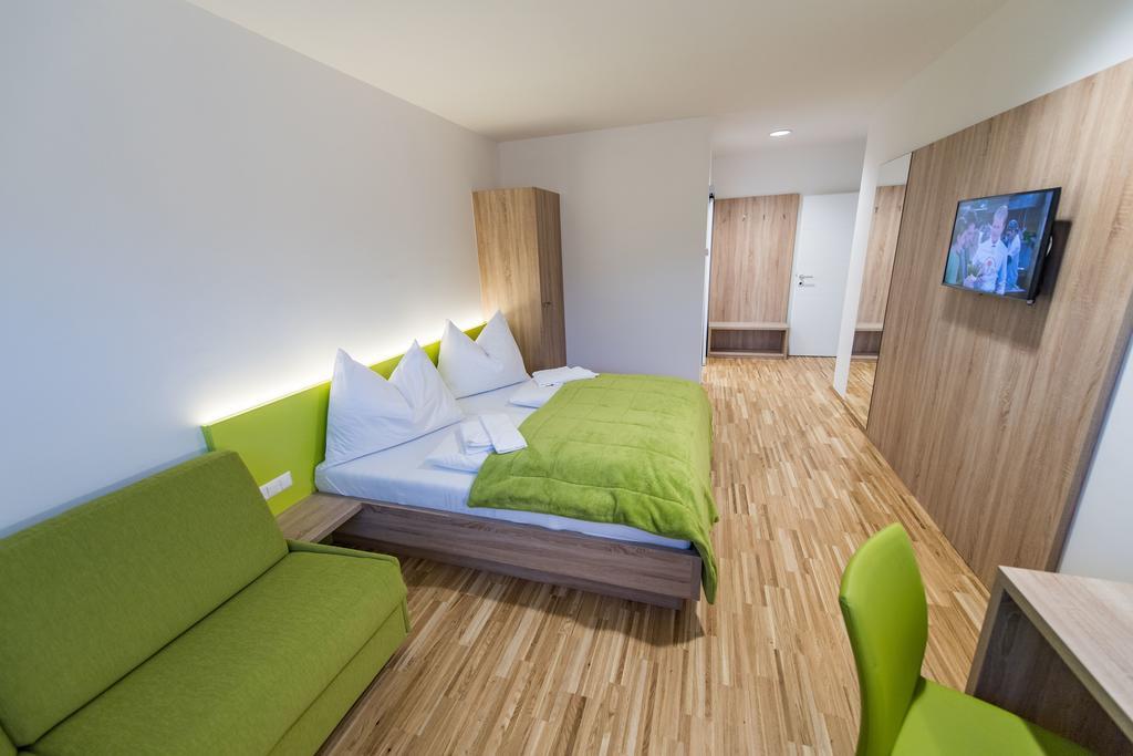 Hotel Restaurant Meyer Kalsdorf bei Graz Eksteriør billede