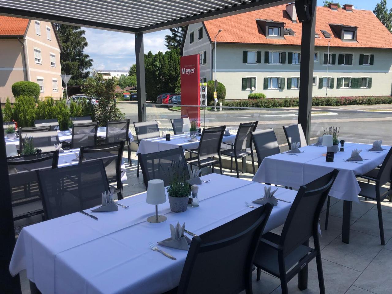 Hotel Restaurant Meyer Kalsdorf bei Graz Eksteriør billede